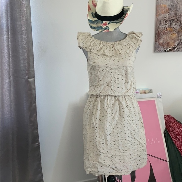 Jessica Simpson cute summer dress